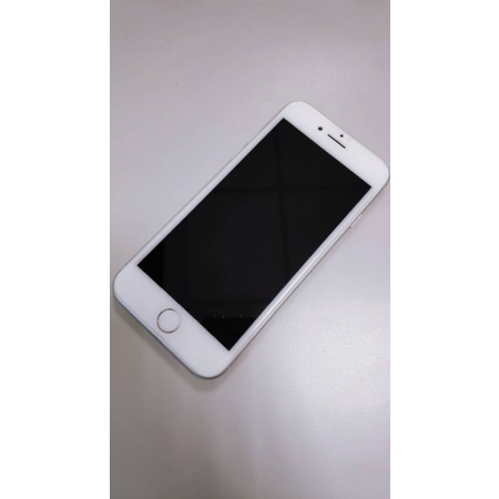 iPhone 8 64G 銀 IOS15.4.1 全原廠附盒裝無傷痕