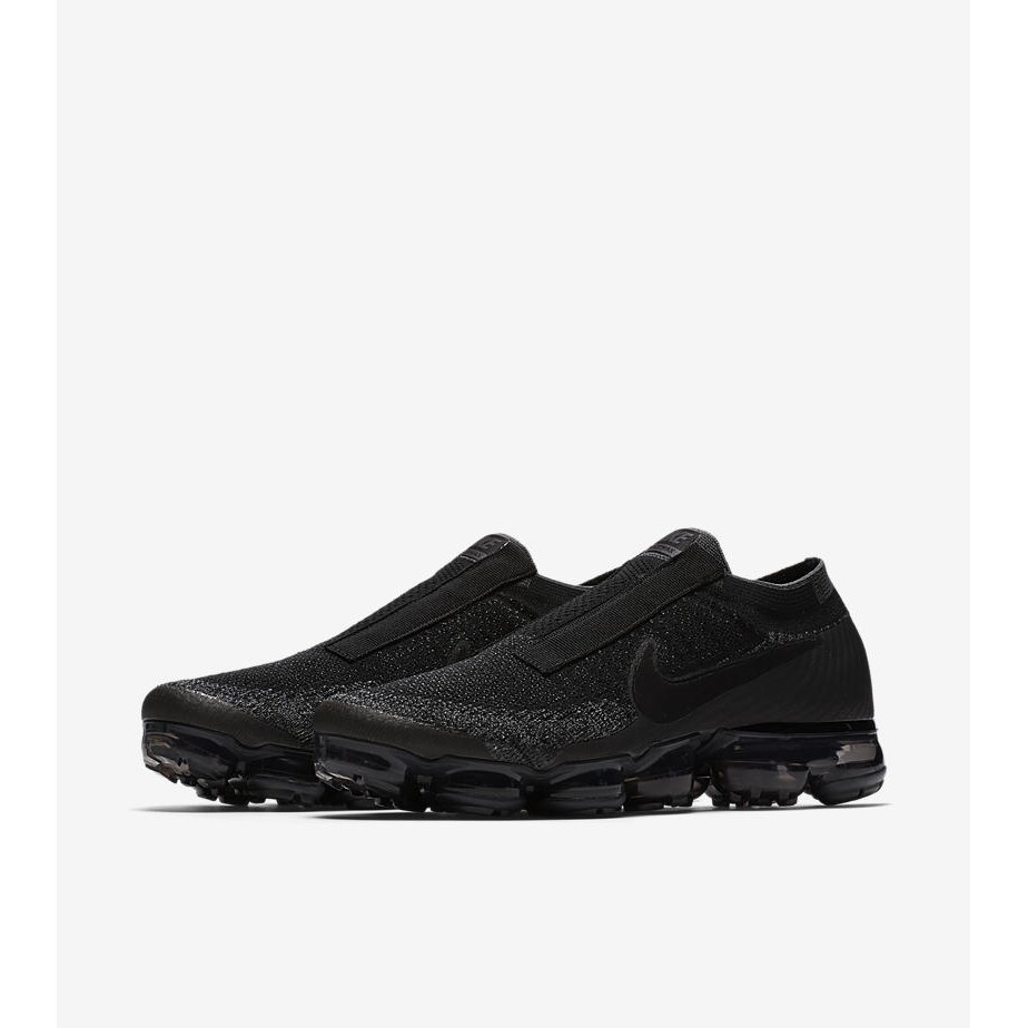 black laceless nike