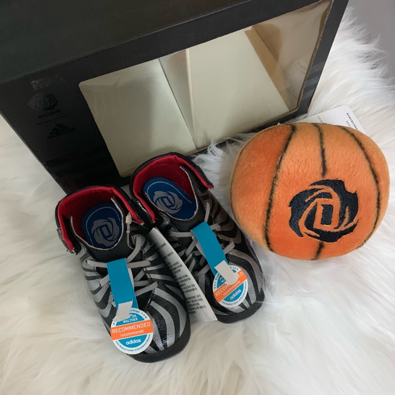 Adidas 學步鞋 毛絨藍球禮盒組彌月禮盒 蝦皮購物