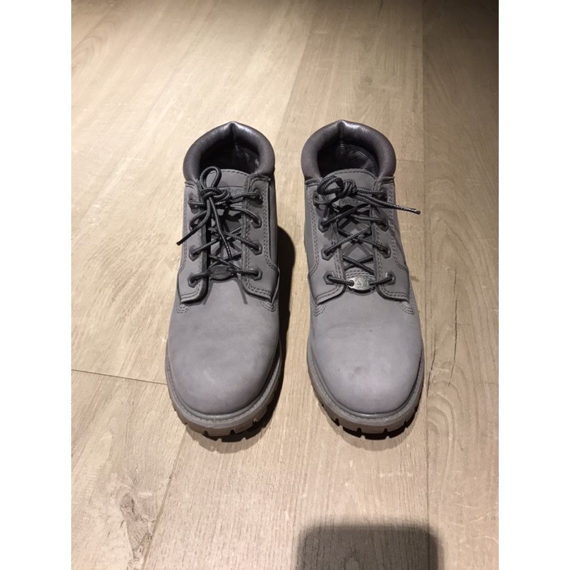 正品timberland女款防水短靴