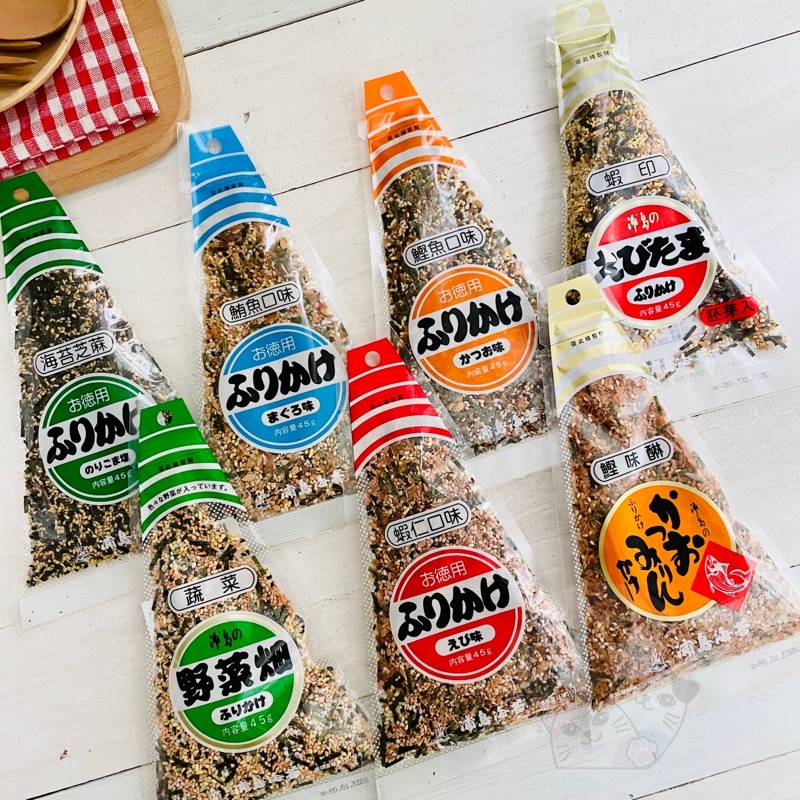 【貓咪姐妹 】日本 浦島海苔 三角型香鬆伴飯 鮪魚香鬆 鰹魚香鬆 蝦仁香鬆 蔬菜香鬆 海苔芝麻香鬆(45g)拌飯料