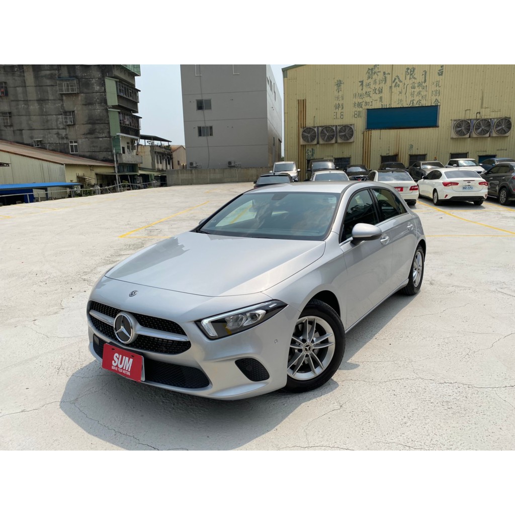 『二手車 中古車買賣』2019年式 M-Benz A-Class A180 實價刊登:119.8萬(可小議)