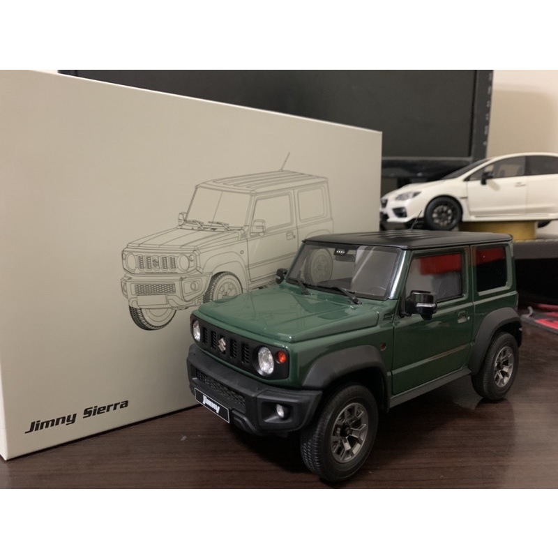 【E.M.C】1:18 1/18 LCD-Model Suzuki Jimny Sierra 金屬模型車