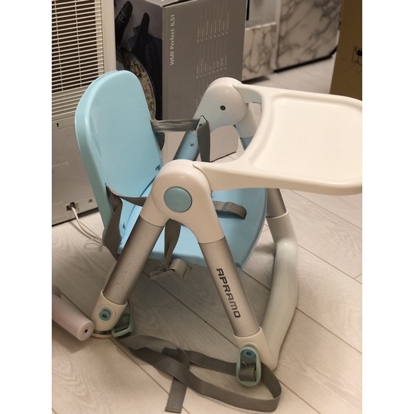 二手Apramo Flippa 英國可攜式兩用兒童餐椅-附贈輕便提袋+全新舒適坐墊