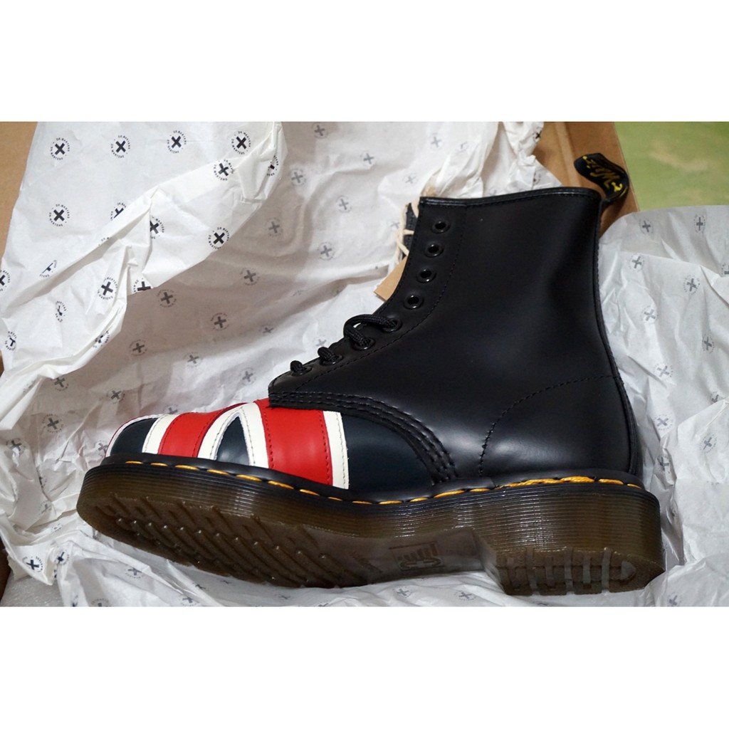 dr martens 1460 union jack
