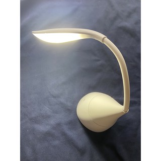 全新 無線檯燈+藍芽喇叭 Desk lamp with Bluetooth speaker s6 USB充電