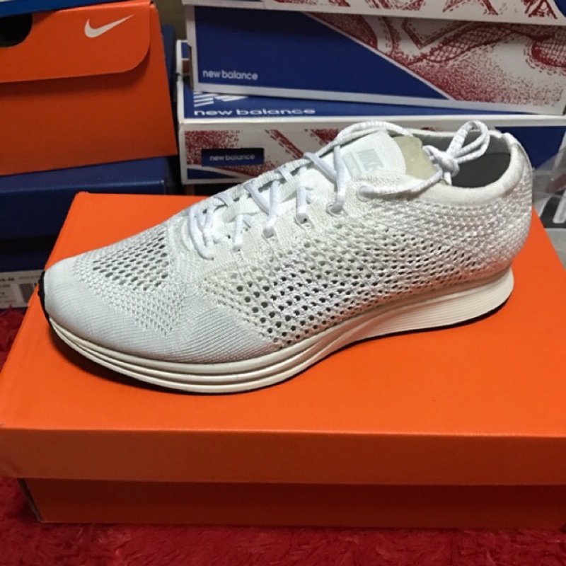 nike flyknit racer 8.5