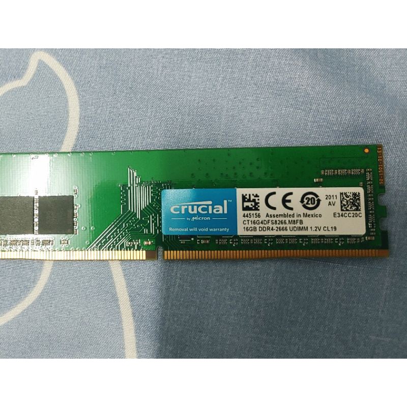美光 DDR4 2666 16G