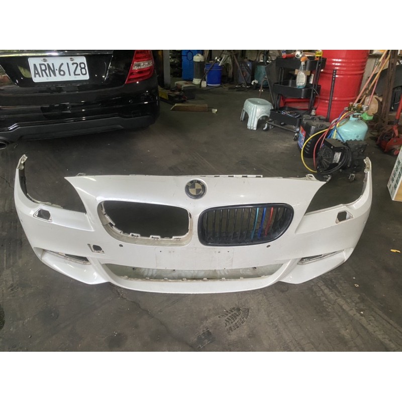 Bmw F10 F11 5系列mtech M版前保險桿寶馬拆車件中古二手 蝦皮購物