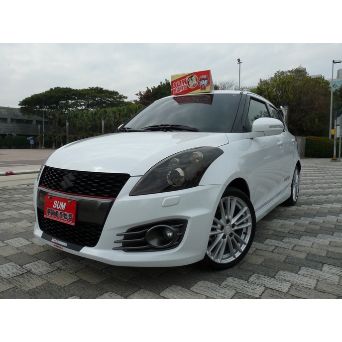 臉書:硬硬的車庫!鈴木 SUZUKI SWIFT S版 1.6 白1 12年 中古車 改裝 二手車 強力過件