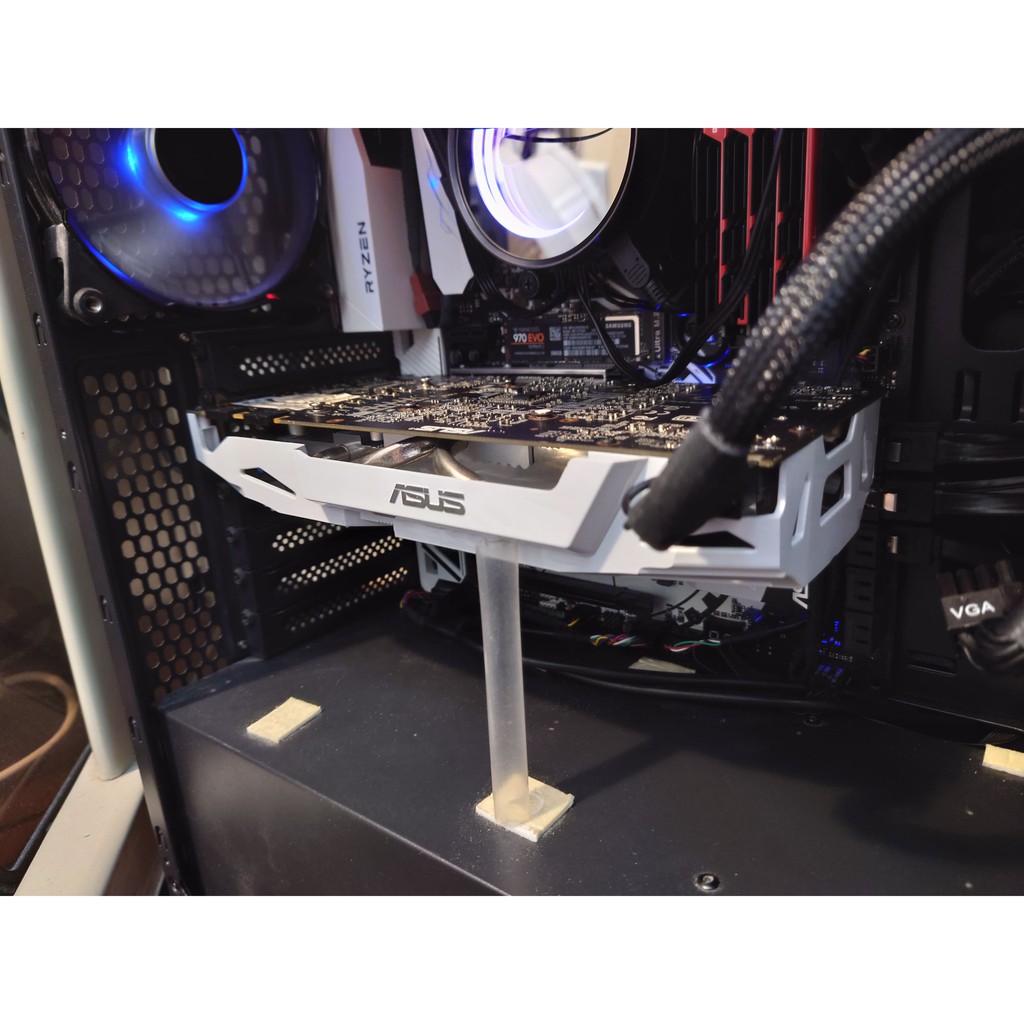 華碩 ASUS DUAL GTX1070 O8G 雪原豹