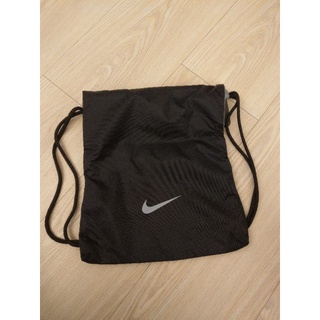 南◇現貨 NIKE F.C. FC 束口袋 黑白 抽繩 後背 帆布 尼龍 縮口袋 星星 後背包 打球包 小勾勾 黑色灰色