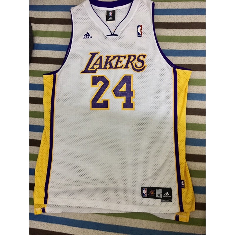 （本件商品已賣出 勿下單 純分享）NBA Adidas洛杉磯湖人隊Kobe Bryant （寇比布萊恩）白色二手球衣XL