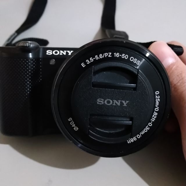 [二手]Sony A5000數位單眼相機+配件