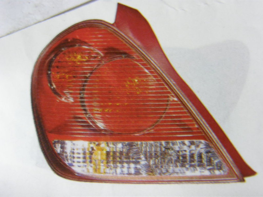 NISSAN SENTRA 180 N16 M1 後燈 尾燈 (底紅白,透明殼,金框) 另有各車系引擎,板金,底盤零件