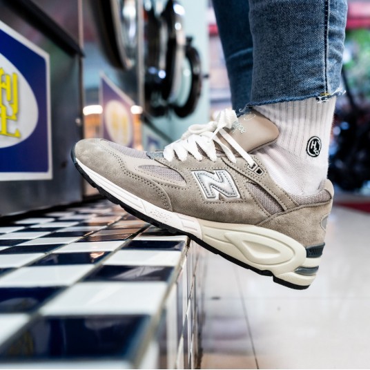 new balance m990n2