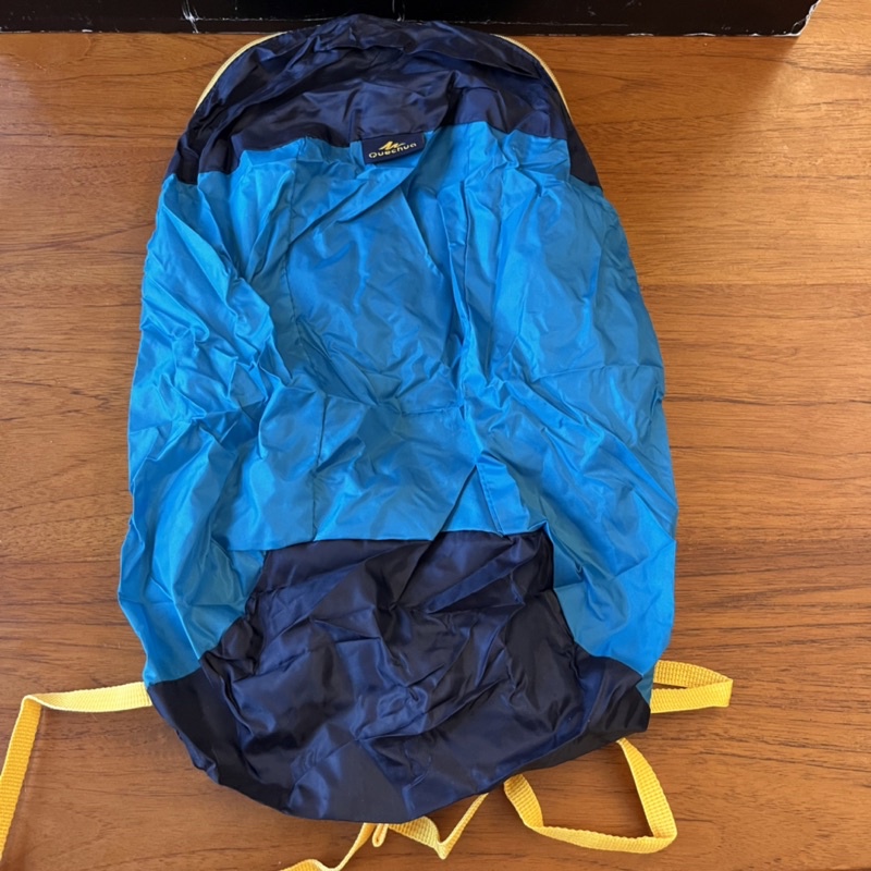 迪卡儂Quechua 10L休閒健行後背包 可收納