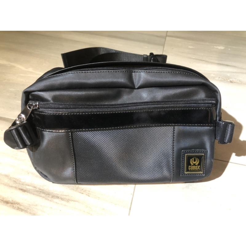 CUBOX 潮牌腰包 黑色斜肩包