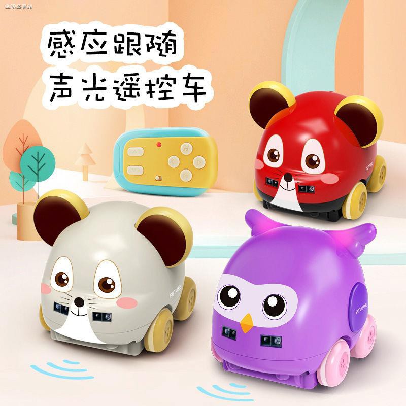 熱銷寶寶玩具車卡哇鼠感應跟隨玩具車嬰兒童卡通遙控車電動音樂聲光寶寶學爬禮物