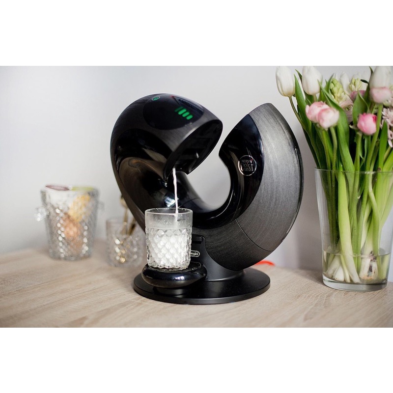 Dolce Gusto Eclipse 咖啡機黑色和黑色灰色