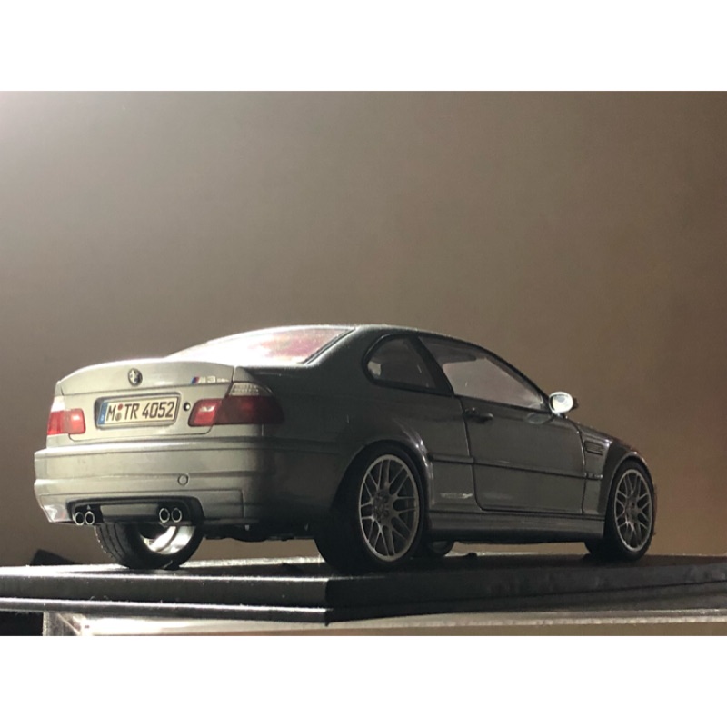 1/18 E46 M3 CSL限定下標