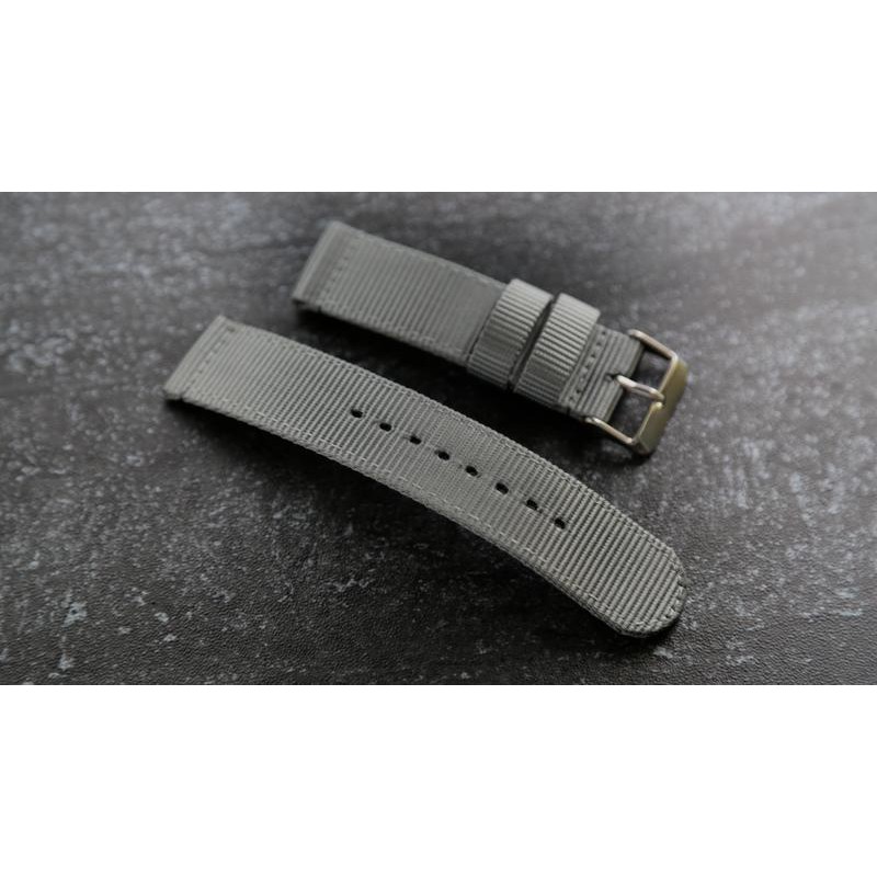 20mm 22mm 灰色雙錶圈軍錶必備直身純尼龍製錶帶,不鏽鋼製錶扣,可替代同規格原廠錶帶seiko 5
