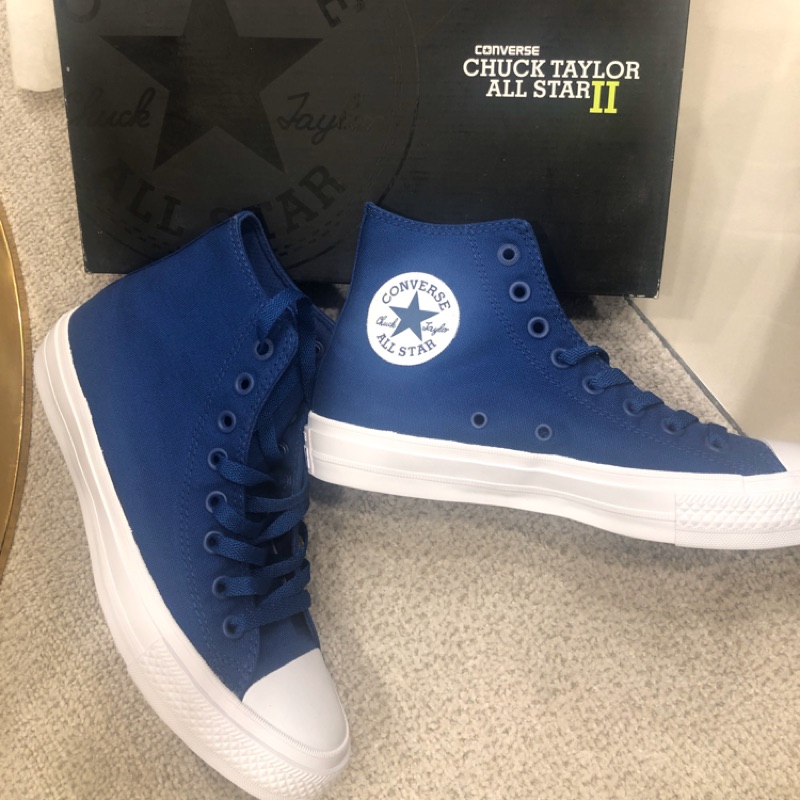blue chuck taylor 2