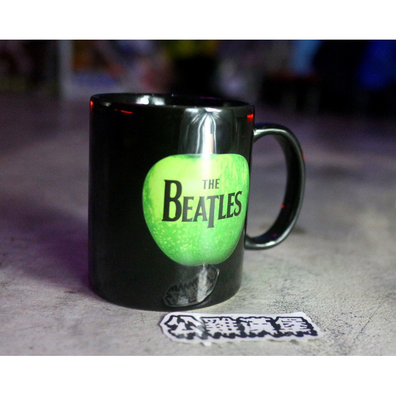 「The Beatles Apple Records 披頭四 陶瓷 馬克杯 水杯 高10cm 350ml @公雞漢堡