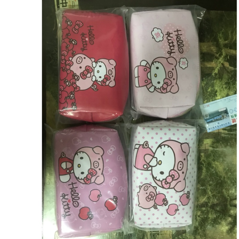 7-11 Hello Kitty化妝包四款