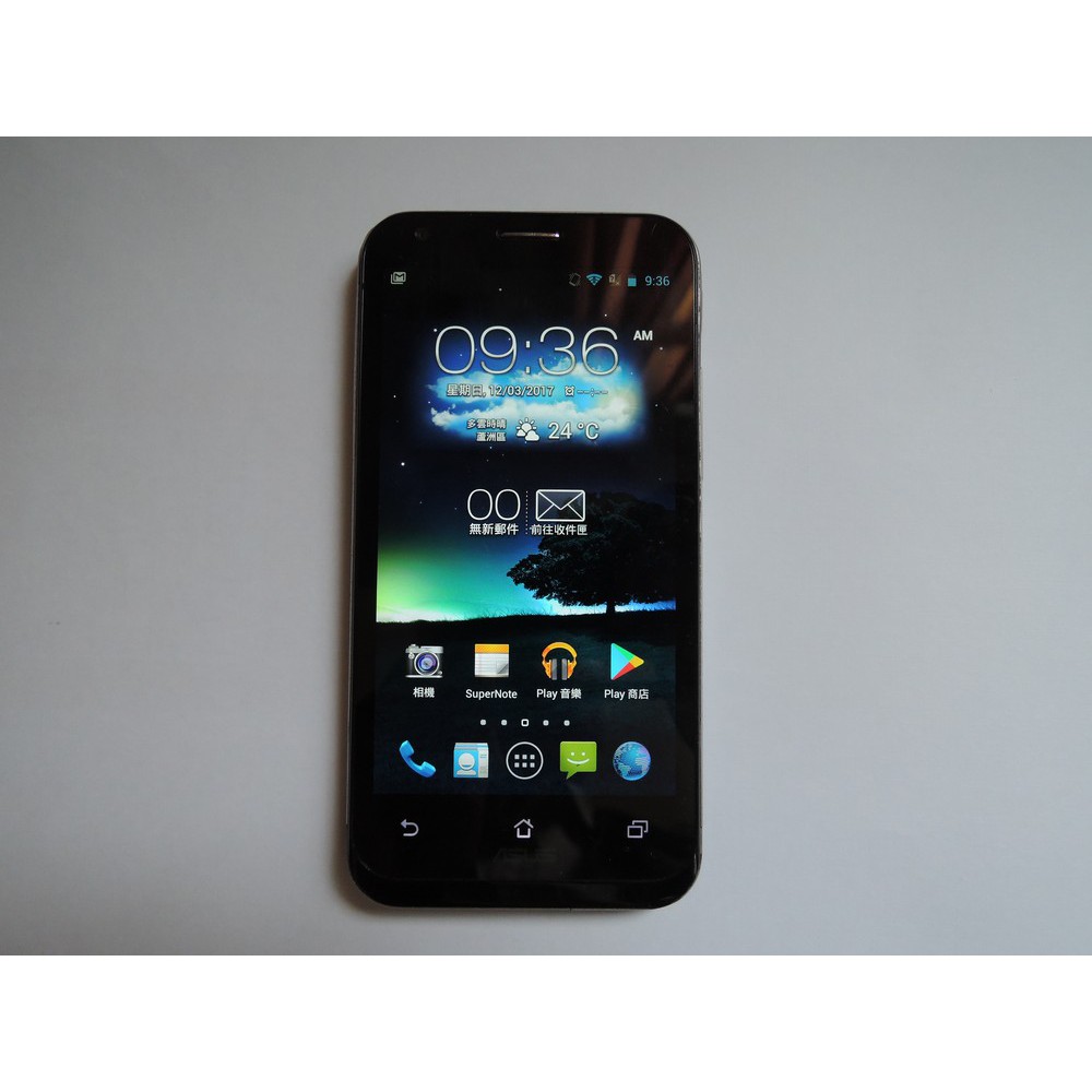 二手 手機 ASUS PadFone 2 A68 4G LTE 64GB 內建Garmin導航