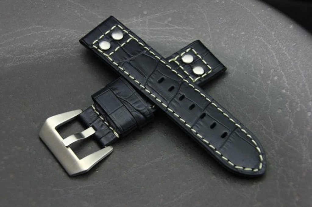 24mm直身黑色鱷魚皮紋真皮錶帶 白色縫線banda軍錶飛行風格鉚釘,