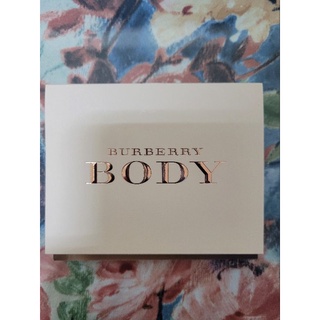 Kiwi perfume-Burberry Body Tender 清甜裸紗女性淡香水 2ml針管