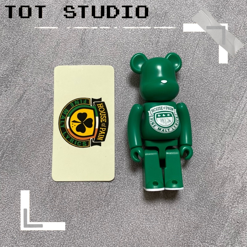 ‹ TOT.Studio › 庫柏力克熊 Be@rbrick 100% 22代 代數熊 美國嘻哈潮流樂團