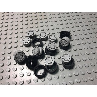 【河濱熊】(現貨全新) LEGO 樂高 灰色輪框+黑色輪胎組合