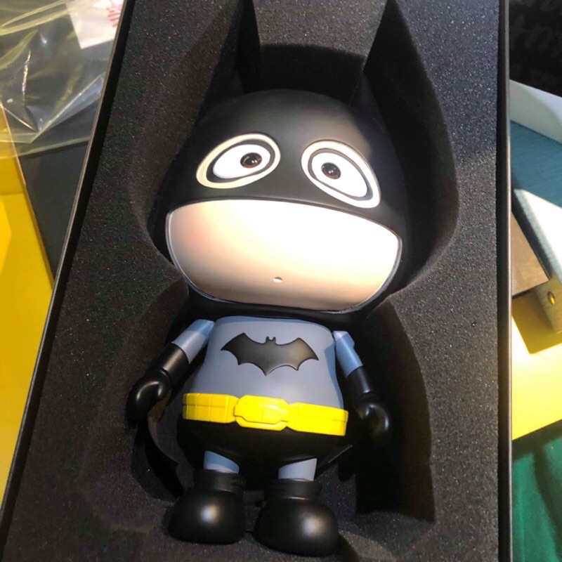 A仔這一家設計師B.WING X 正義聯盟  8寸搪膠蝙蝠俠人偶 現貨