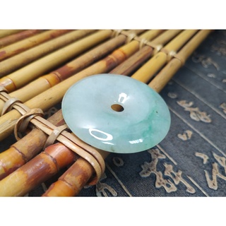 【禾賢行】天然翡翠.緬甸玉.冰糯飄綠花-平安扣.手工精雕墬子.項鍊.玉珮.920150006953