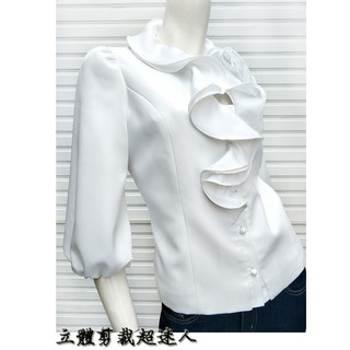 外套 純白色 香奈兒款 超美立體荷葉領 法國設計 感受奧黛麗赫本的優雅時尚 七分公主袖 隱藏扣式 超細緻製作與材質 二穿