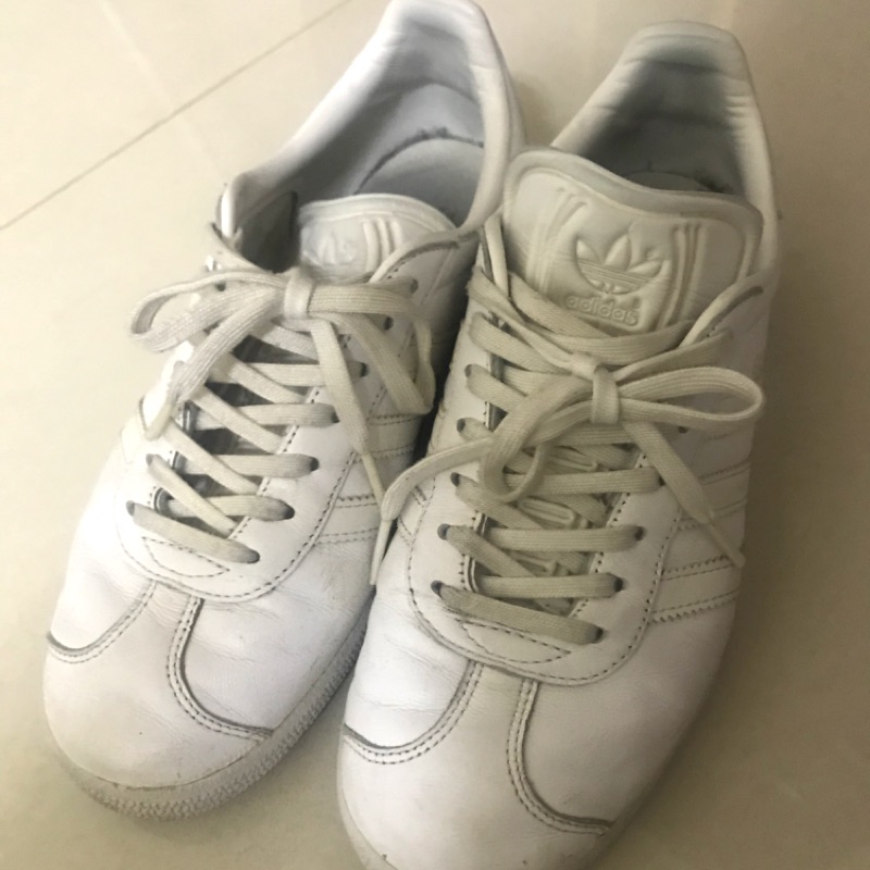 降價出清不議價‼️二手-adidas originals Gazelle白色休閒鞋 23