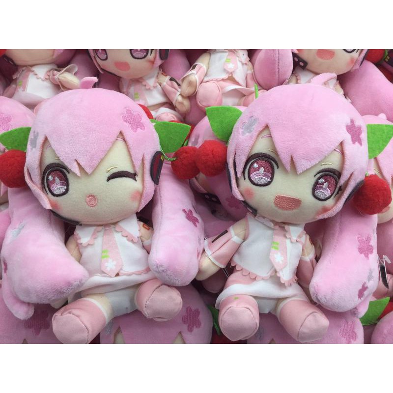[日貨 TAITO 娃娃機景品]櫻初音 MIKU 布偶 娃娃 玩偶2款一套