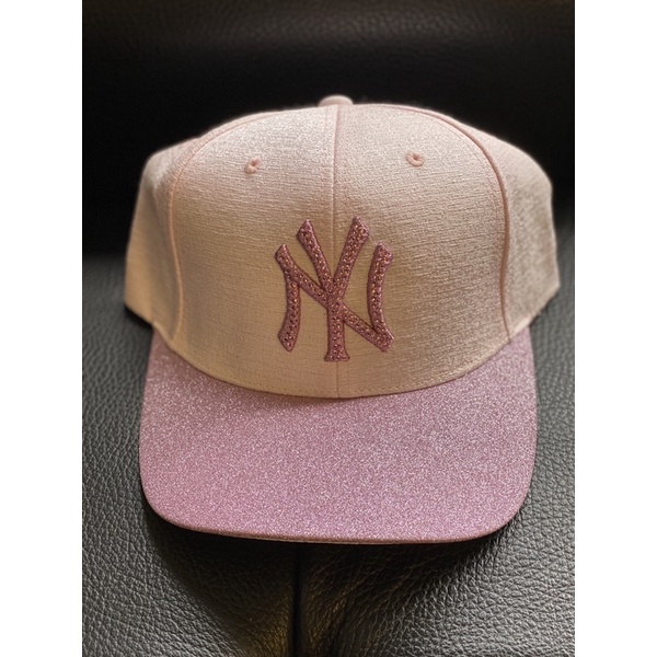 MLB KOREA 韓國 全新正品 可調整式硬頂棒球帽 紐約洋基隊 亮片刺繡款 粉紅色