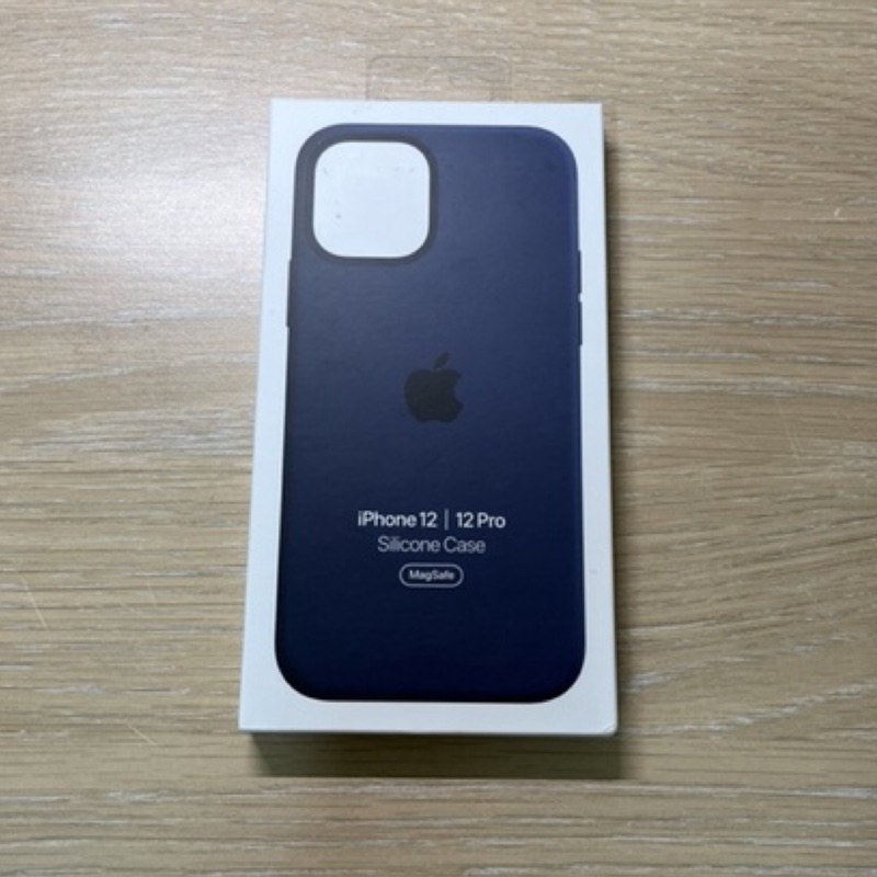 iPhone 12/12Pro 海軍藍 原廠矽膠保護殼 9成新