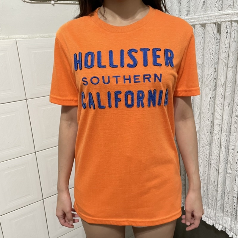 Hollister橘色男版上衣