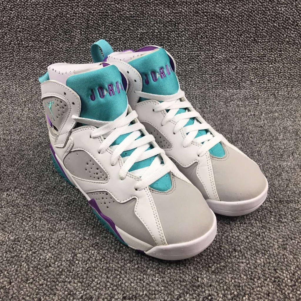 retro 7 easter