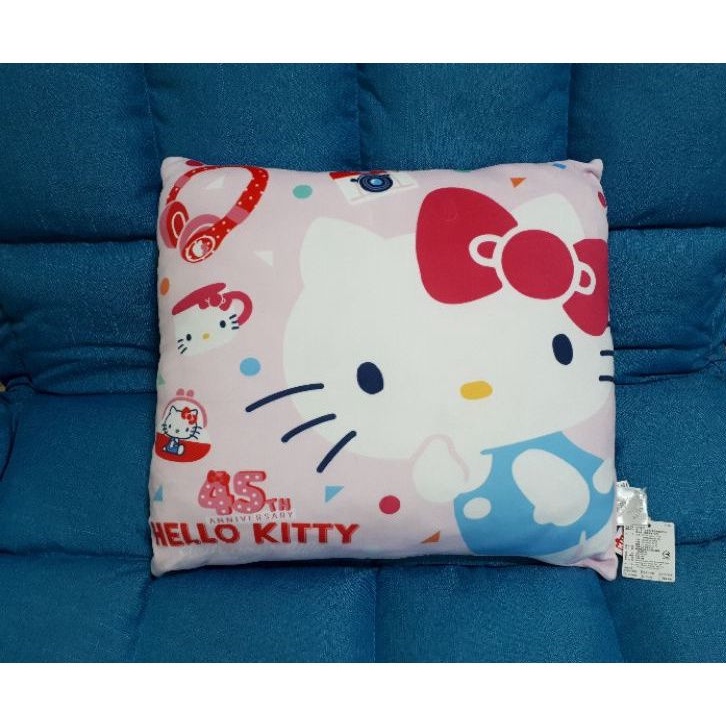18吋 三麗鷗 Hello Kitty 45周年紀念 kitty大方枕  KT45週年印刷方枕