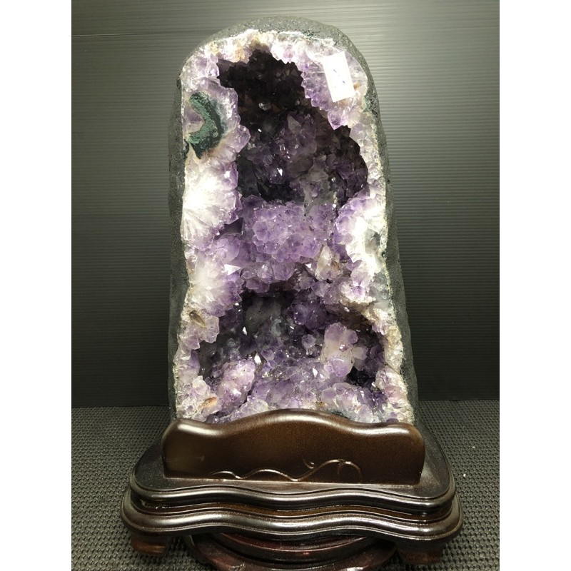 天然巴西紫水晶洞8.1公斤～平安健康招財