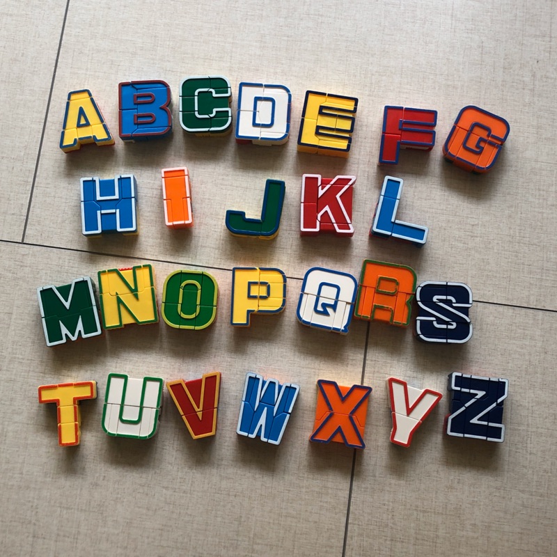 （二手玩具）英文字母A-Z字母機器人