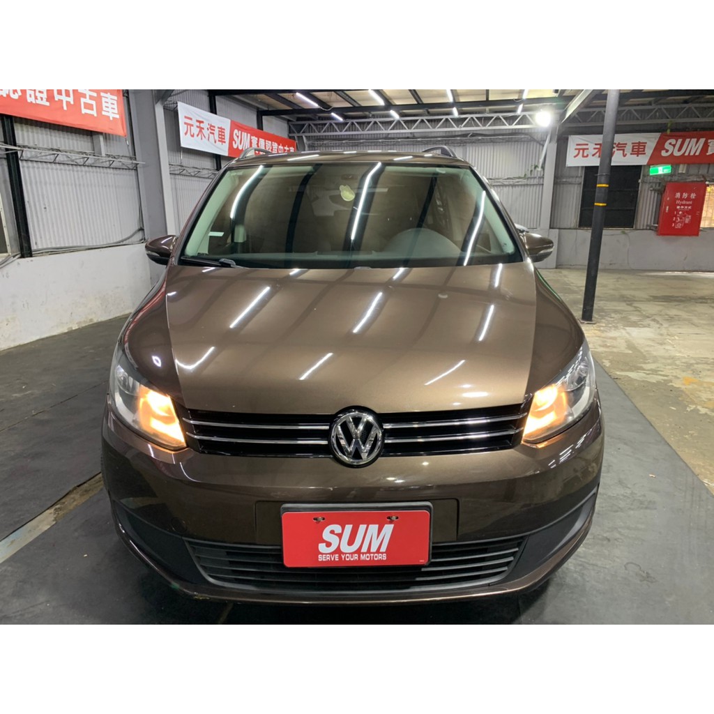 正2014年出廠 新款 總代理 Volkswagan Touran 1.6 TDI  柴油渦輪頂級七人座超貸 找錢 實車