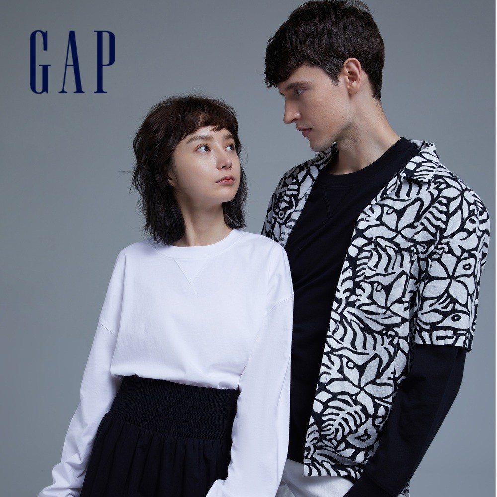 Gap 男女同款 純棉寬鬆長袖T恤 厚磅密織親膚系列-多色可選(842332)