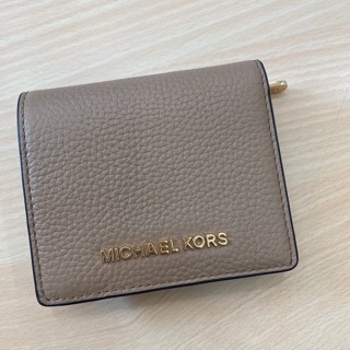 Michael Kors 荔枝皮拉鍊壓釦短夾