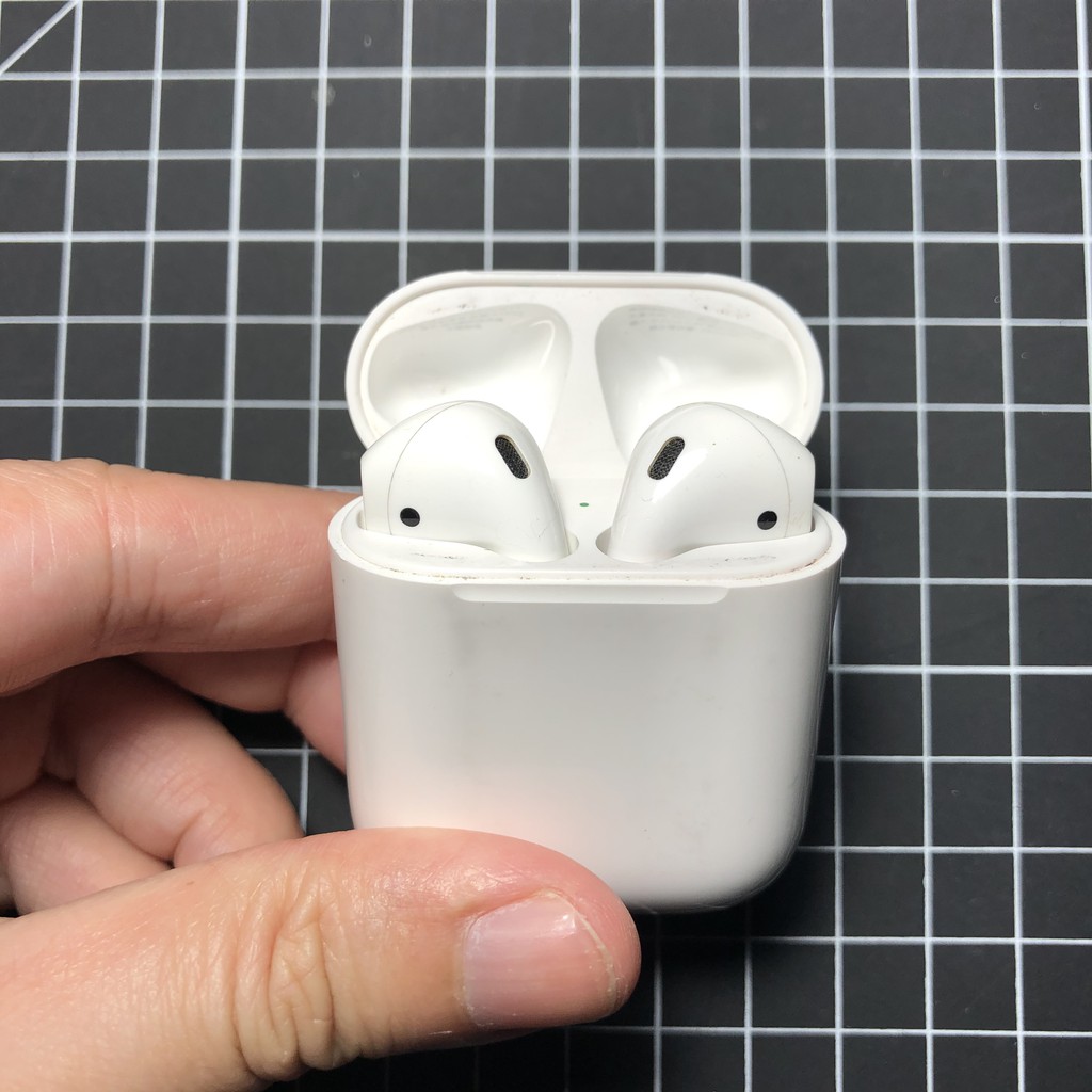 二手 Apple 蘋果 Airpods 一代 真無線藍芽耳機 含原廠盒裝、全新充電線、保護套